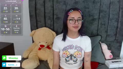 your little bunny  online show from November 10, 1:03 pm