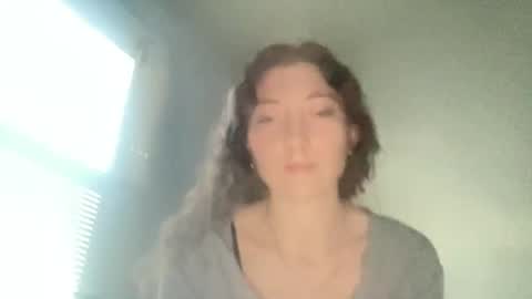 littlejuliette777 online show from June 4, 12:38 am