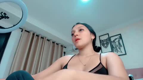 Sarahs Room online show from March 12, 5:02 am