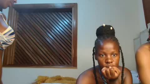 Snapshot of littlepretty_barbie chatting on February 26, 4:16 pm Barbie online show from February 26, 4:16 pm