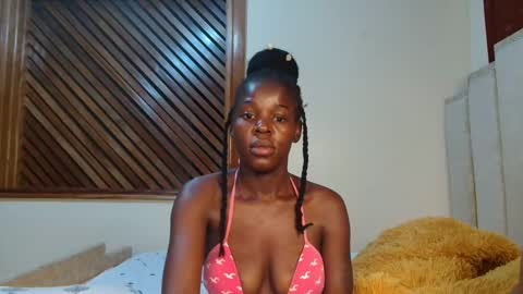 Snapshot of littlepretty_barbie chatting on February 28, 7:25 pm Barbie online show from February 28, 7:25 pm