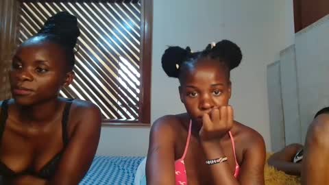 Snapshot of littlepretty_barbie chatting on March 9, 9:24 am Barbie online show from March 9, 9:24 am
