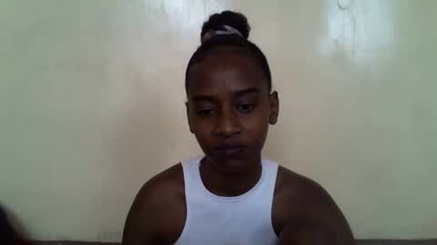 littlesandie online show from December 23, 6:41 am