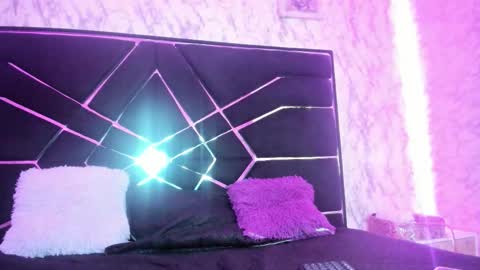 Sussy  online show from October 17, 11:58 am