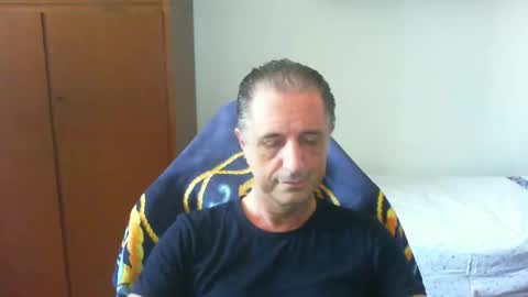 liuk53 online show from May 31, 11:53 am
