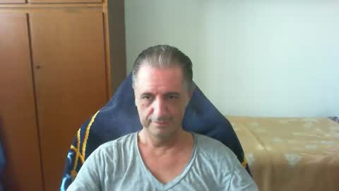 liuk53 online show from May 23, 12:23 pm