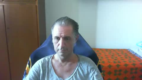 liuk53 online show from May 24, 12:45 pm