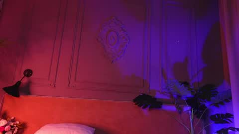 Liv 3 online show from April 3, 3:41 pm