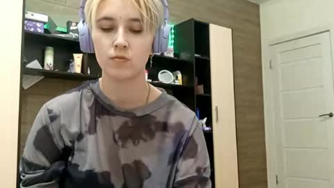 Snapshot of liviastubson chatting on September 14, 7:59 pm Nora online show from September 14, 7:59 pm