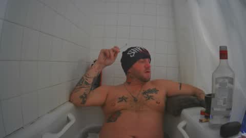 livingpuddle online show from November 12, 9:11 am