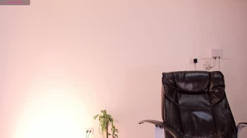 Vanessa online show from February 8, 2:04 am