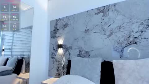 Liz  online show from November 27, 12:02 pm