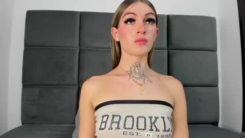 lizz_luna online show from September 18, 6:56 pm