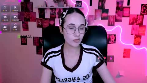 lizzie_boom online show from May 9, 6:58 pm