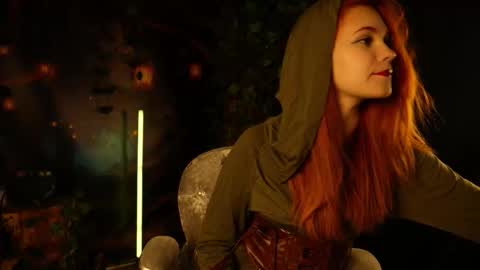 Elizabeth online show from November 5, 8:44 pm