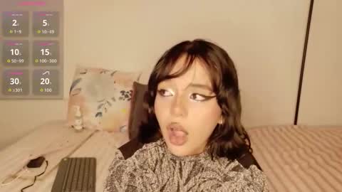 Lizz  online show from October 13, 9:11 am