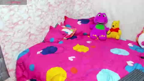 lizzy_sweet2 online show from September 25, 11:45 pm