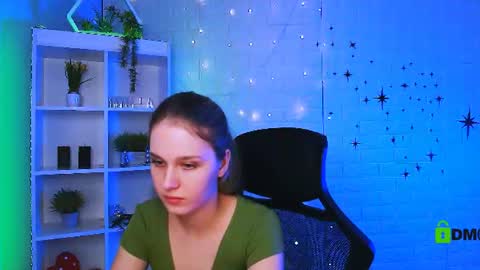 lizzy_sweety_purrr online show from June 9, 11:32 am