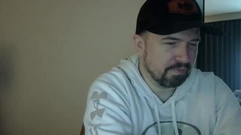 lj345689 online show from March 18, 7:42 pm