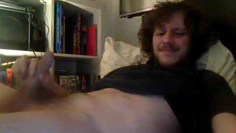 Snapshot of llazer1 chatting on December 9, 7:39 pm llazer1 online show from December 9, 7:39 pm