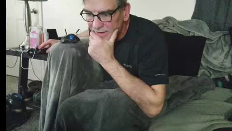 LongDick Daddy online show from May 14, 7:06 am