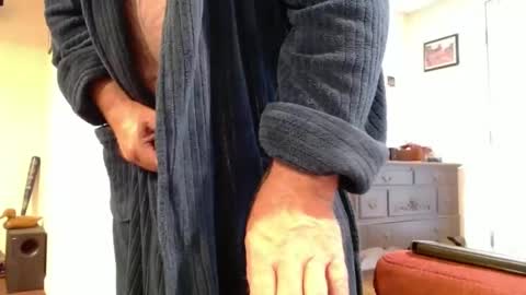 loadmaster1212 online show from October 6, 12:01 pm