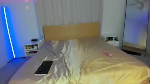 lolo 3 online show from February 25, 8:58 am