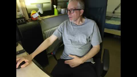 loenne1 online show from February 28, 10:36 pm