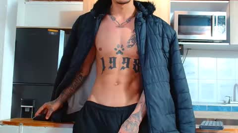 Logan online show from November 3, 7:37 pm