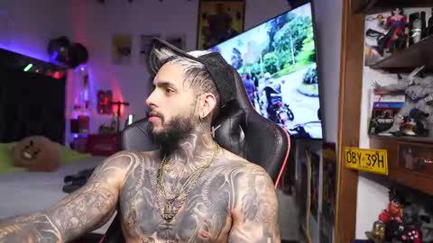 logan_hugh8 online show from March 24, 6:41 am