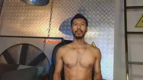 logan_mercer online show from December 2, 5:04 am