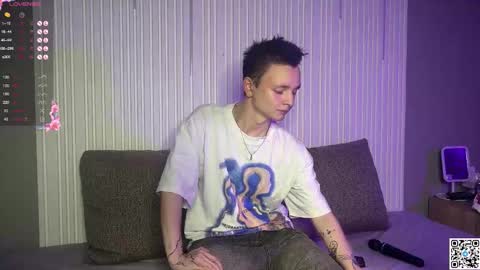 Logan online show from October 14, 4:43 pm