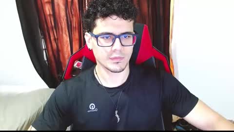 Loganandrwz online show from February 2, 7:21 pm