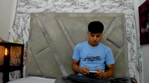 loganjhonson online show from November 7, 2:25 am