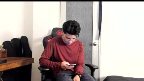 Snapshot of logannick chatting on September 15, 7:21 am Logan online show from September 15, 7:21 am