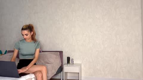 Amelia online show from November 7, 12:57 am