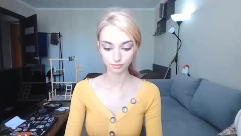 Amelia online show from September 27, 10:13 am