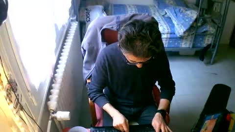 lokoum39 online show from March 3, 9:49 am