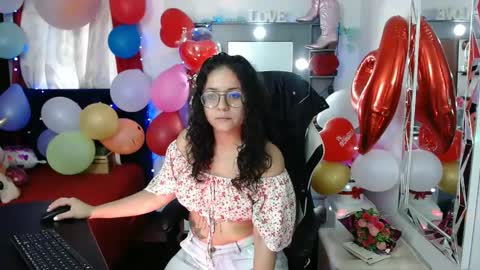 lola_fiery online show from February 26, 12:27 pm