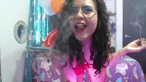 lola_fiery online show from October 2, 2:49 pm