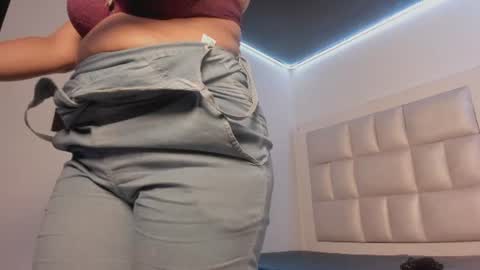 lola_js online show from August 3, 11:49 am