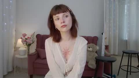 Lola online show from July 2, 1:49 pm