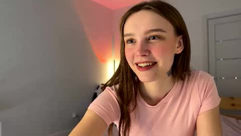 lolaatate online show from March 19, 10:10 am