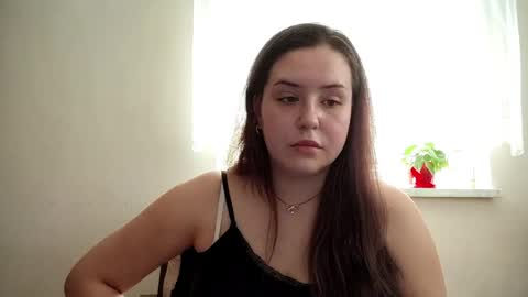 Lola online show from March 25, 10:44 am