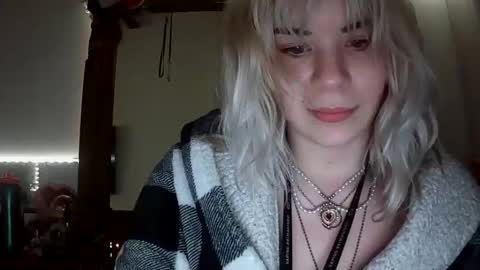 Lola Lixx online show from December 15, 11:28 am