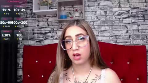 Snapshot of lolalove_vip chatting on September 15, 12:50 pm lolalove vip online show from September 15, 12:50 pm