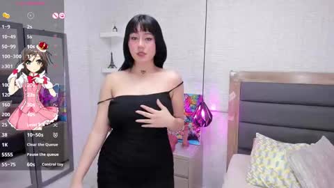 LOLA online show from September 26, 3:25 am