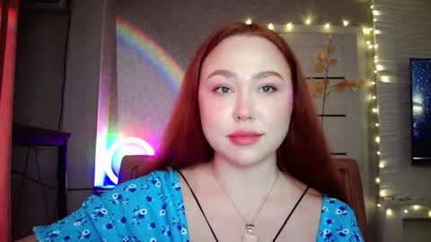 Lola online show from October 19, 2:33 pm