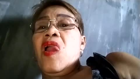 tey online show from February 25, 9:31 am