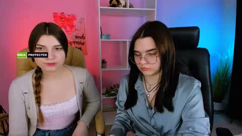 Lola pvt is OPEN online show from February 13, 9:51 am